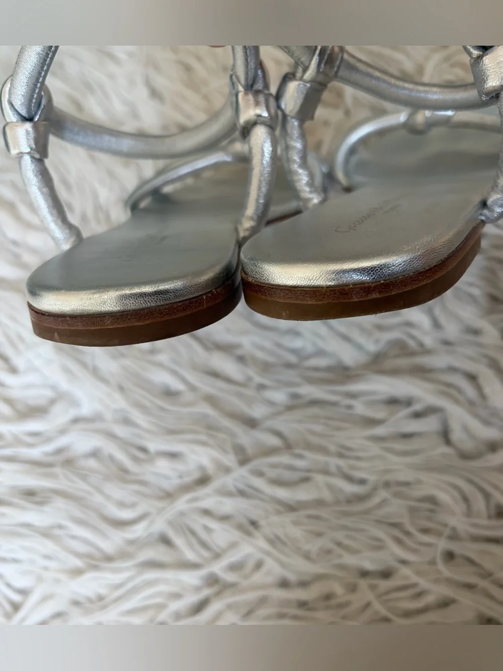 Gianvito Rossi Juno 05 Leather Knotted Silver Metallic Nappa Flats Sandals Sz 38